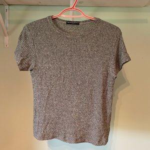 T-shirt gris laine léger brandy melville